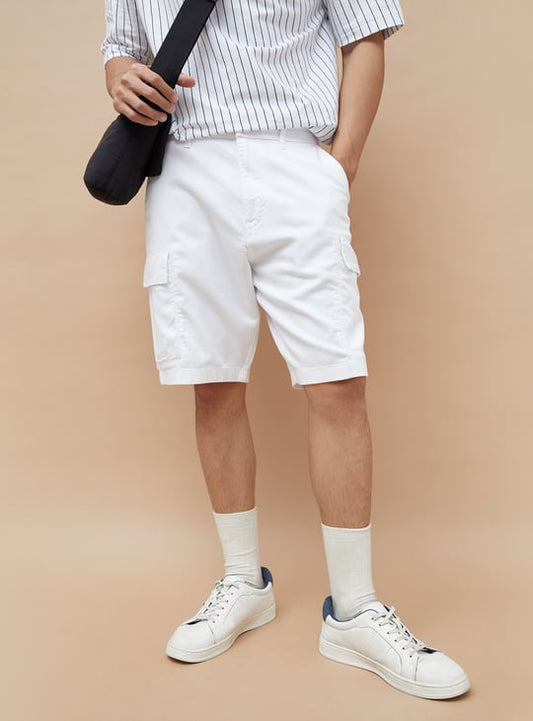Jack&Jordan fully stretchable white cargo shorts for men